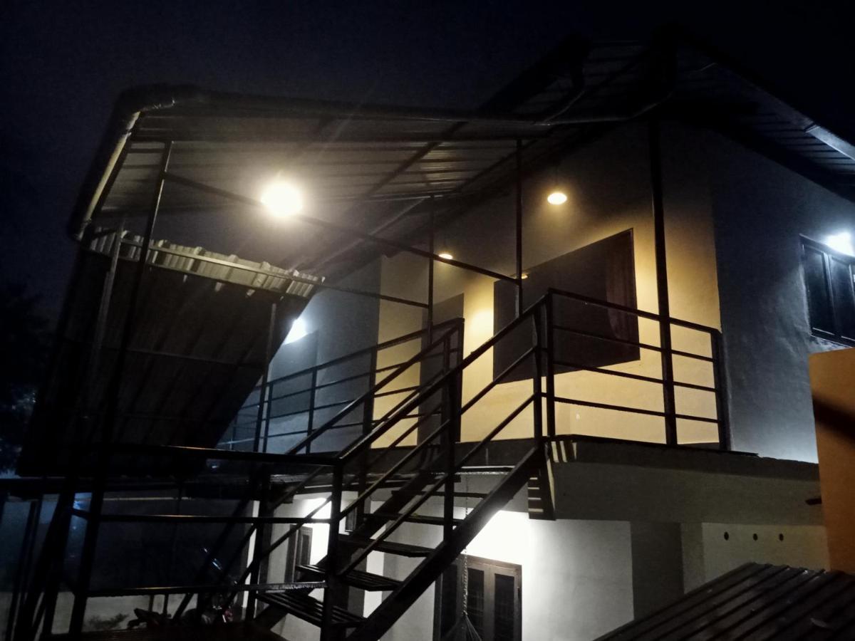 La Casa De Alexa Homestay Idukki Kültér fotó