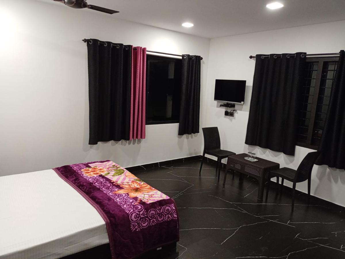 La Casa De Alexa Homestay Idukki Kültér fotó