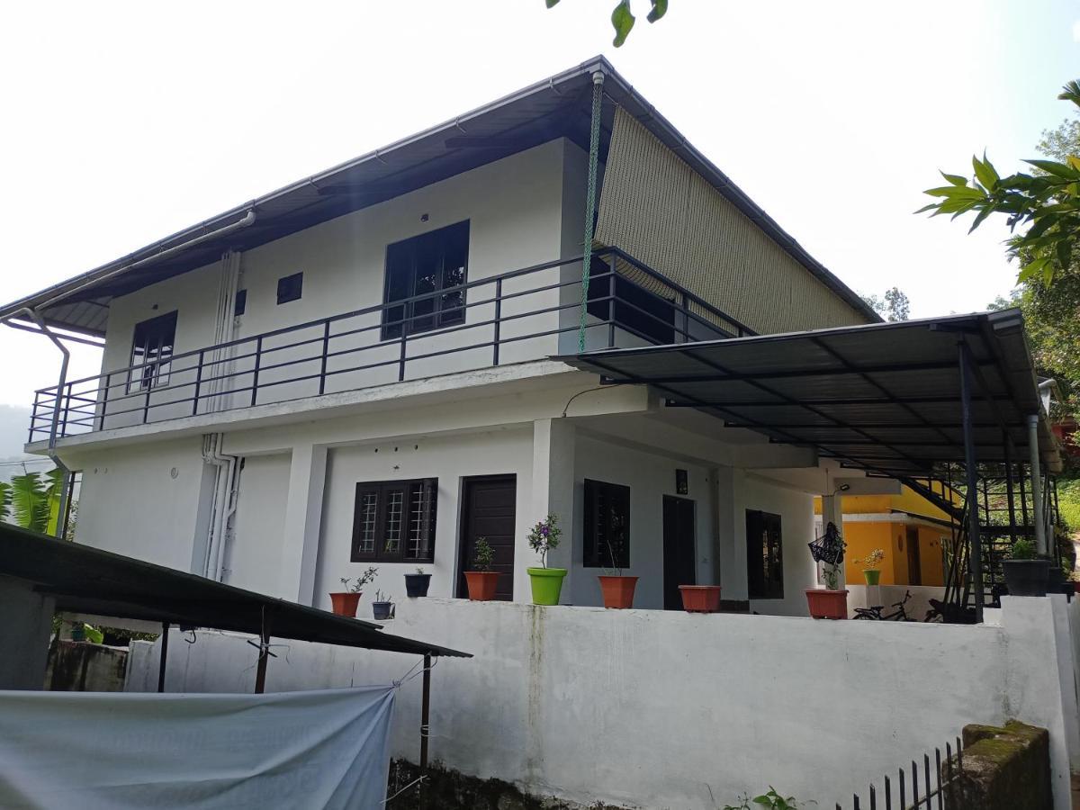 La Casa De Alexa Homestay Idukki Kültér fotó